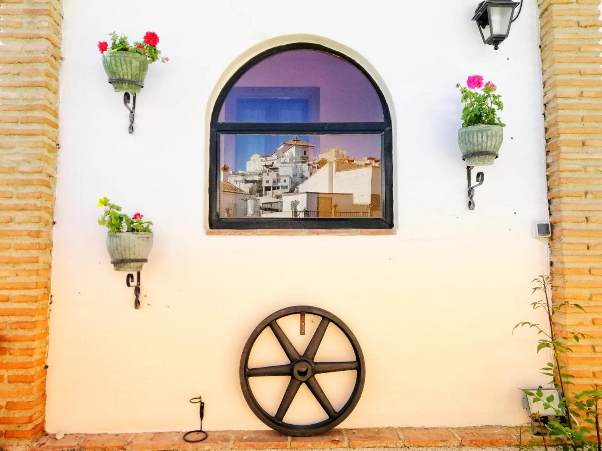 Casa Proyecto Pepe Bravo - Arte De Manos Y Corazon Panzió Alozaina Kültér fotó