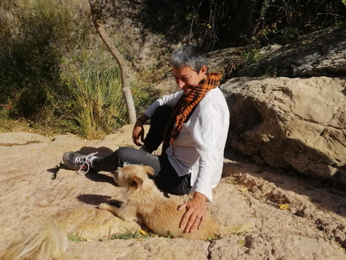 Casa Proyecto Pepe Bravo - Arte De Manos Y Corazon Panzió Alozaina Kültér fotó
